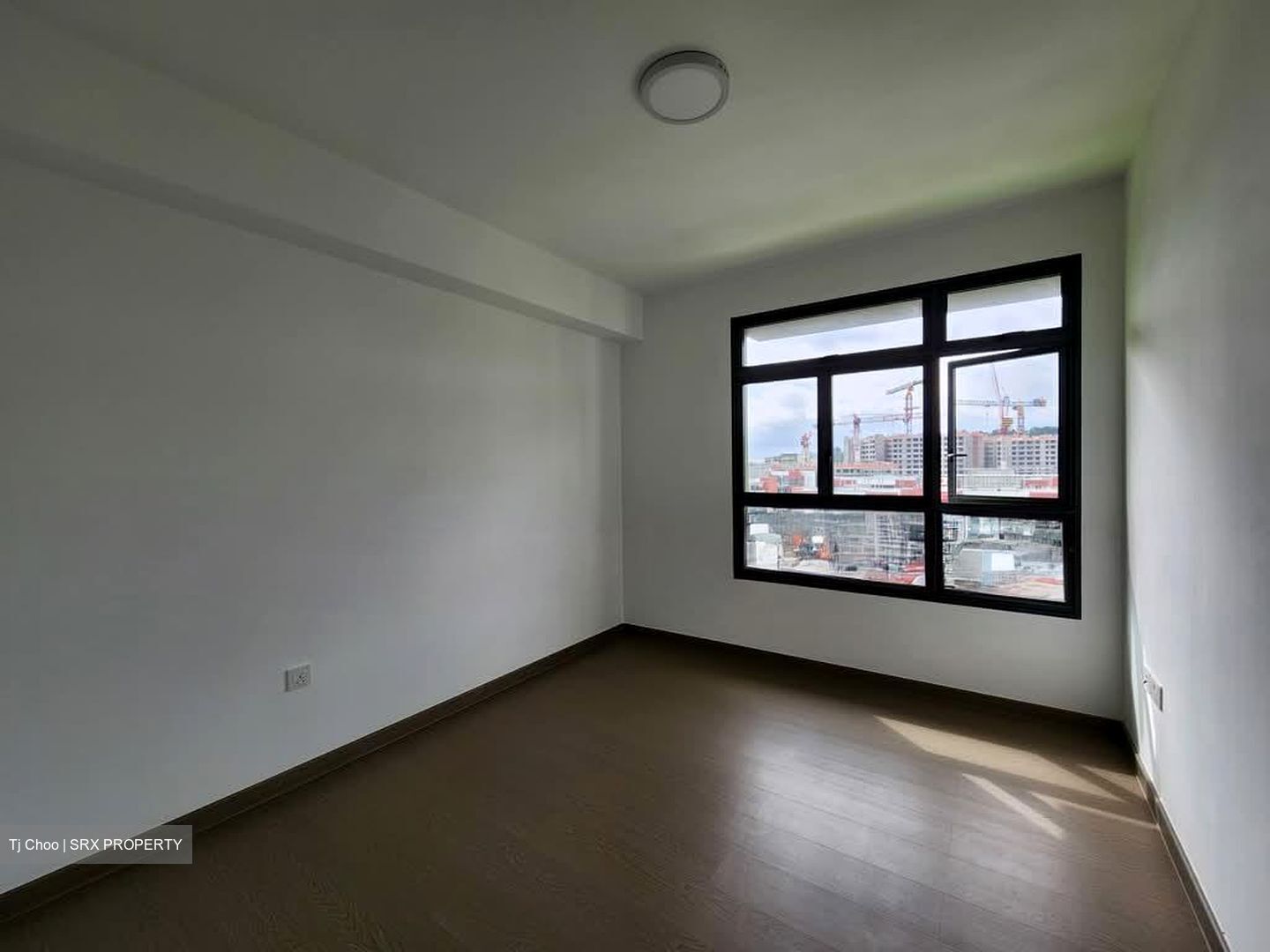 Blk 579 Hougang Avenue 4 (Hougang), HDB Executive #592029371